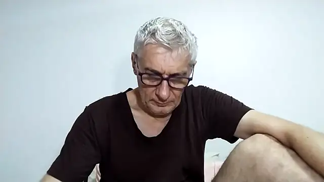 BIGUNCUTHARDCOCK online show from February 14, 1:44 am