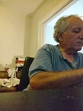 Snapshot of XXCUTHULU23 chatting on October 27, 4:59 am XXCUTHULU23 online show from October 27, 4:59 am