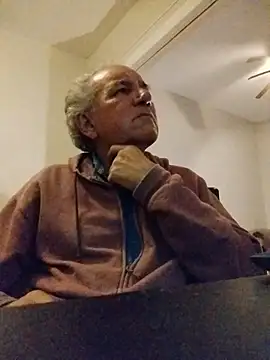 Snapshot of XXCUTHULU23 chatting on October 30, 6:04 am XXCUTHULU23 online show from October 30, 6:04 am