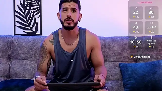 Snapshot of Bruno_Mattos chatting on December 9, 11:51 pm Bruno Mattos online show from December 9, 11:51 pm