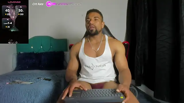 Snapshot of estebanlobo- chatting on March 16, 7:38 pm estebanlobo- online show from March 16, 7:38 pm