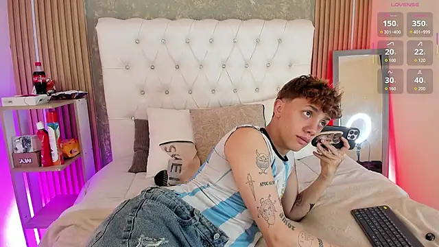 Tomy Rox online show from April 22, 8:35 pm