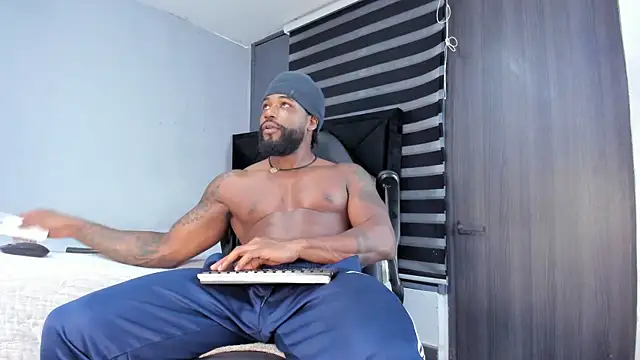 Dancelwashington online show from April 26, 2:25 pm