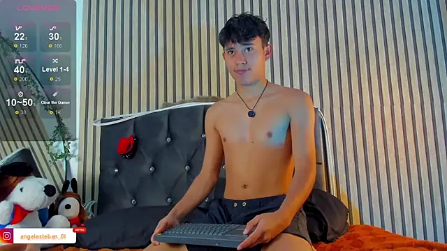 Angel esteban fx online show from February 3, 7:41 pm