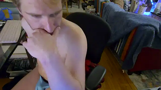 Snapshot of ryderswell123 chatting on January 31, 2:37 am ryderswell123 online show from January 31, 2:37 am