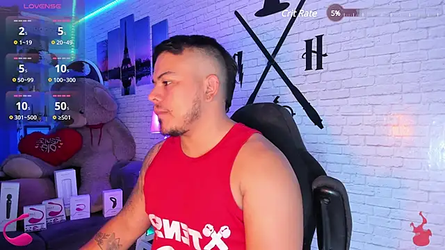 Snapshot of Naughty_Charly chatting on February 21, 3:10 pm Naughty Charly online show from February 21, 3:10 pm