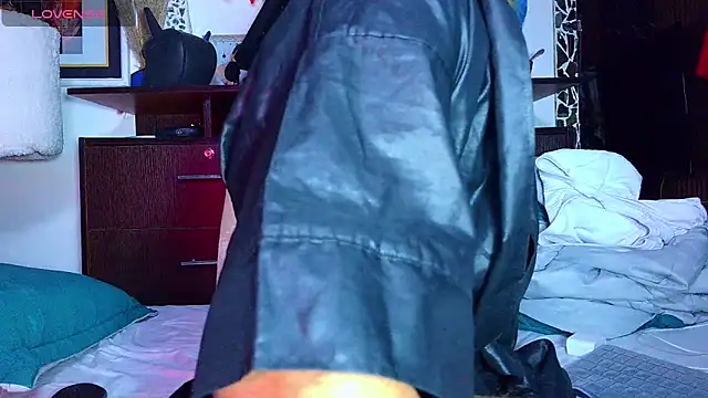 the dog lian online show from April 25, 12:24 am