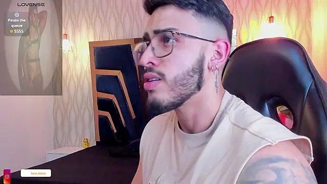 Liam Kleiin online show from February 22, 9:16 pm