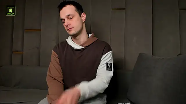 BrandonNorris online show from February 25, 4:13 am