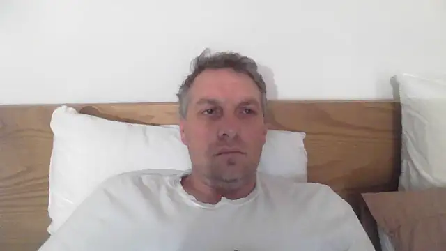 MrIsolated101 online show from October 7, 10:58 pm