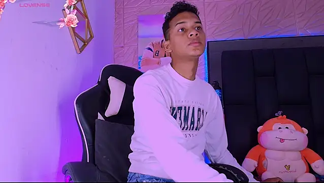 dilan alfonzo online show from June 22, 4:00 pm
