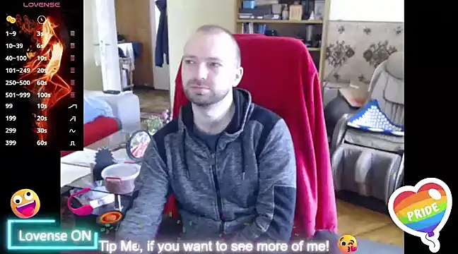 Snapshot of RealManHaveHairy chatting on March 17, 11:00 am RealManHaveHairy online show from March 17, 11:00 am