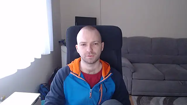 Snapshot of RealManHaveHairy chatting on January 22, 1:21 pm RealManHaveHairy online show from January 22, 1:21 pm