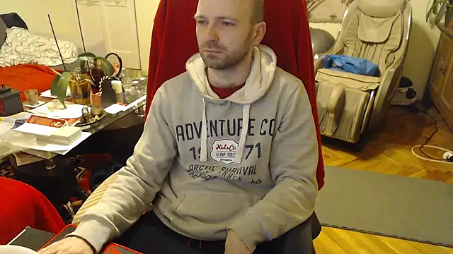 Snapshot of RealManHaveHairy chatting on December 3, 2:49 pm RealManHaveHairy online show from December 3, 2:49 pm