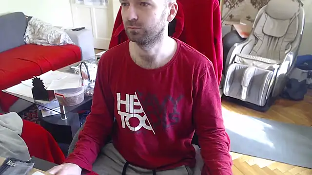 Snapshot of RealManHaveHairy chatting on February 16, 10:32 am RealManHaveHairy online show from February 16, 10:32 am