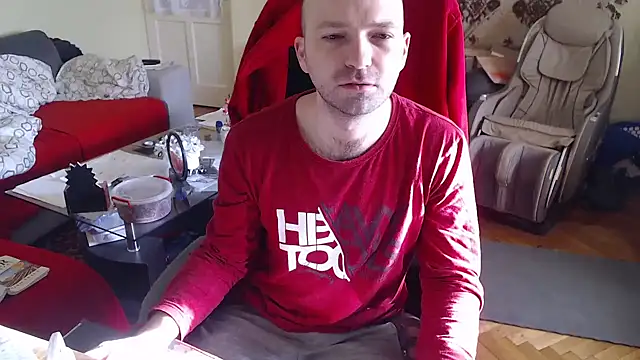 Snapshot of RealManHaveHairy chatting on February 20, 7:12 am RealManHaveHairy online show from February 20, 7:12 am