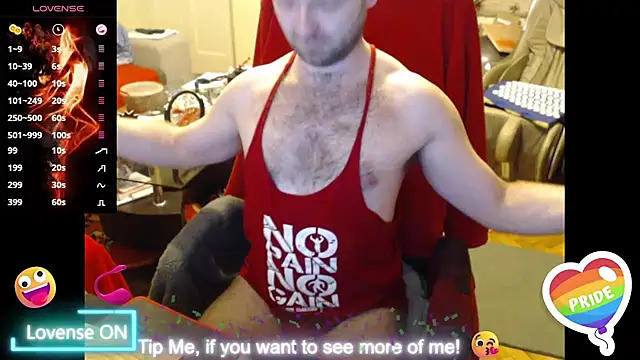 Snapshot of RealManHaveHairy chatting on March 12, 6:00 pm RealManHaveHairy online show from March 12, 6:00 pm
