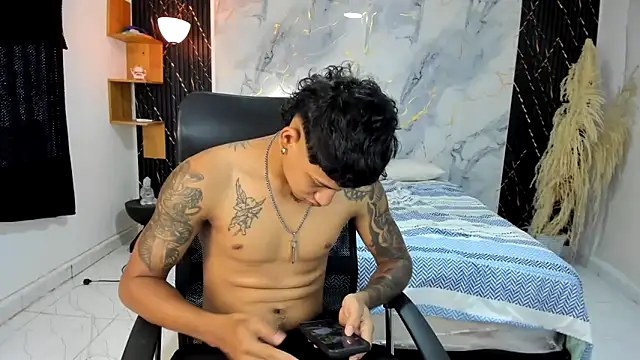 slim master12 online show from April 25, 7:00 pm