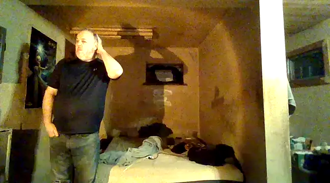 Snapshot of Nightshade7712 chatting on February 3, 11:09 am Nightshade7712 online show from February 3, 11:09 am