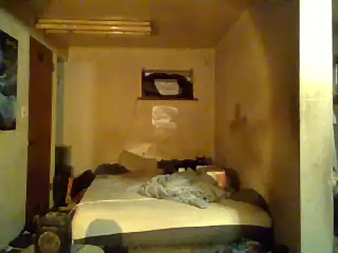 Snapshot of Nightshade7712 chatting on February 7, 1:58 am Nightshade7712 online show from February 7, 1:58 am