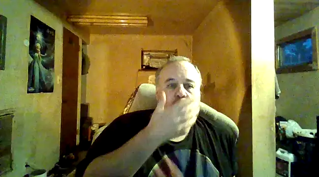 Snapshot of Nightshade7712 chatting on December 24, 10:17 pm Nightshade7712 online show from December 24, 10:17 pm