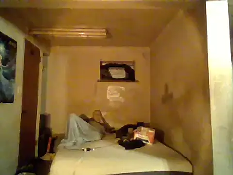 Snapshot of Nightshade7712 chatting on February 16, 11:26 pm Nightshade7712 online show from February 16, 11:26 pm