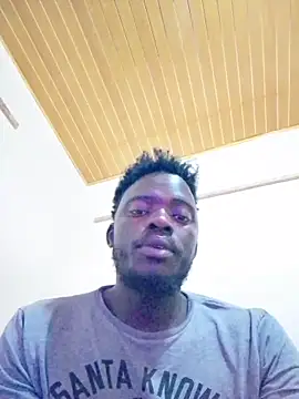 Snapshot of MaskedGQ chatting on October 17, 10:41 am MaskedGQ online show from October 17, 10:41 am