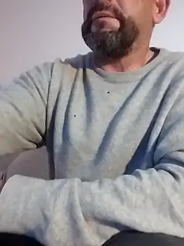 Snapshot of DJUX chatting on January 23, 3:58 am DJUX online show from January 23, 3:58 am
