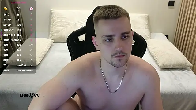 Larstar01 online show from March 30, 9:49 pm