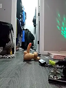 freakeypoint online show from December 3, 11:43 am