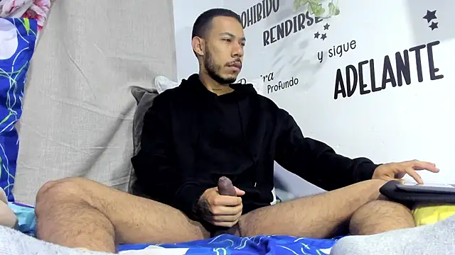 Aronxxs online show from January 13, 10:19 am