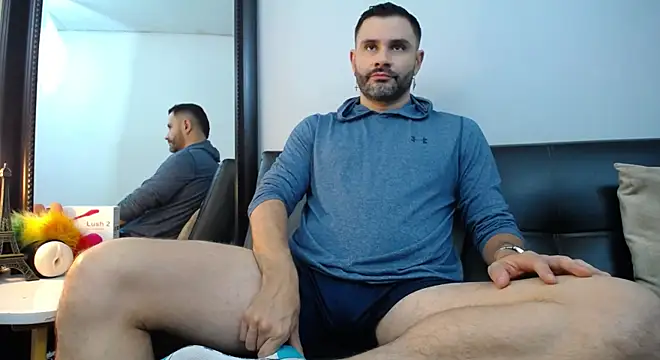 Snapshot of jonasbeards chatting on February 26, 7:25 pm jonasbeards online show from February 26, 7:25 pm
