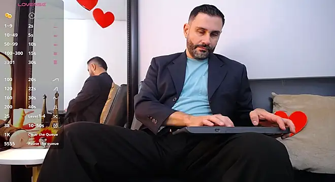 Snapshot of jonasbeards chatting on February 15, 10:54 pm jonasbeards online show from February 15, 10:54 pm