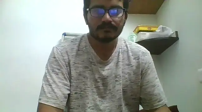 Snapshot of naughtymike0007 chatting on December 29, 5:33 pm naughtymike0007 online show from December 29, 5:33 pm