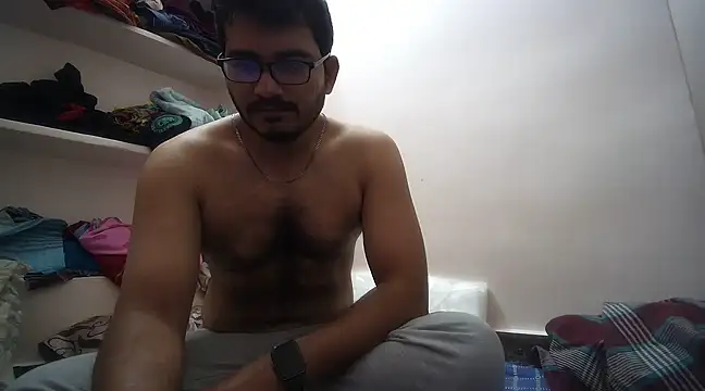 Snapshot of naughtymike0007 chatting on January 29, 1:58 am naughtymike0007 online show from January 29, 1:58 am