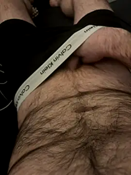 Straightlad95 online show from November 4, 9:05 pm