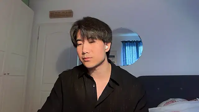 jungcock3210 online show from March 14, 2:46 pm