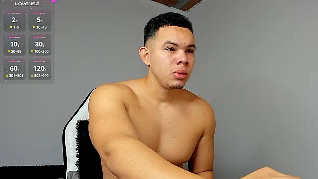 Snapshot of jhotta_fox chatting on December 9, 7:06 am jhotta fox online show from December 9, 7:06 am