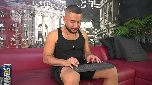 Snapshot of THIAGOXBIG chatting on September 27, 10:18 pm THIAGOXBIG online show from September 27, 10:18 pm