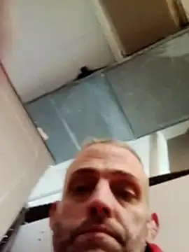 Stranwunder3969 online show from April 7, 2:33 am