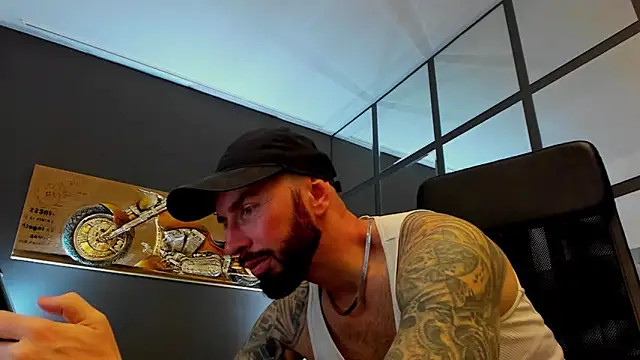 AronGrant online show from April 28, 9:25 am