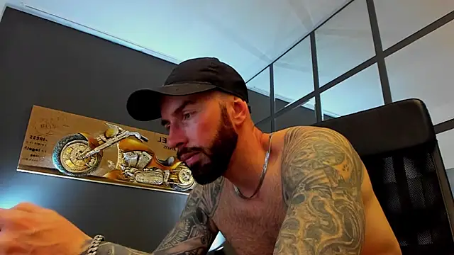 AronGrant online show from April 29, 9:25 am