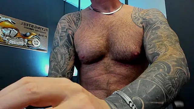 Snapshot of AronGrant chatting on October 30, 11:22 am AronGrant online show from October 30, 11:22 am