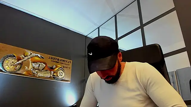 AronGrant online show from May 11, 11:56 am