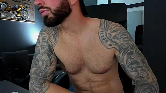AronGrant online show from May 2, 9:23 am