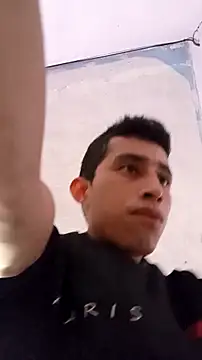 Flaquito pitudo online show from October 18, 1:10 am