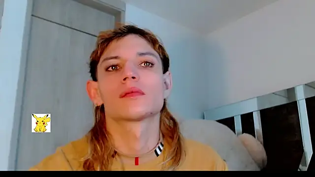 Snapshot of honey_skin chatting on March 9, 12:53 pm honey skin online show from March 9, 12:53 pm