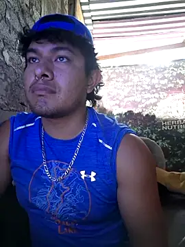 GusssHOT online show from April 8, 8:28 pm