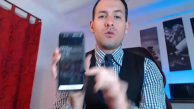Snapshot of Jerry_hot1 chatting on December 18, 11:56 am Jerry hot1 online show from December 18, 11:56 am