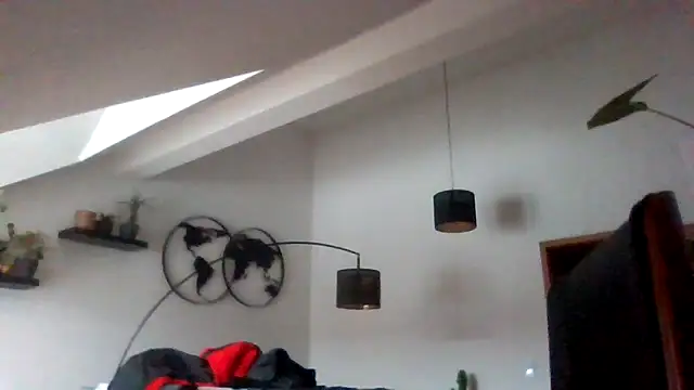 BennyLommy online show from February 4, 12:44 pm